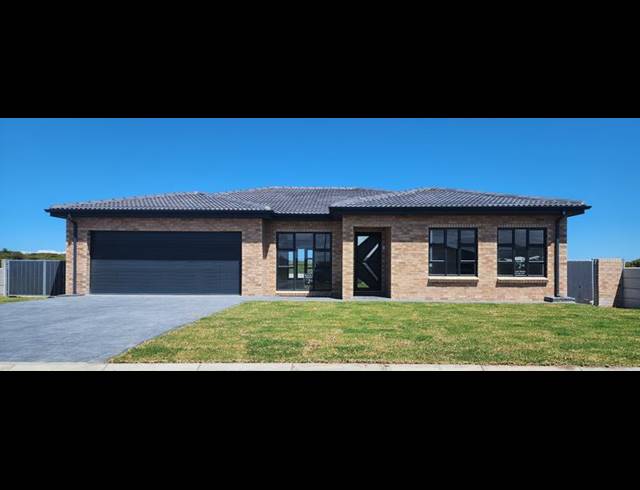 3 BEDROOM HOUSE FOR SALE IN KLEINBAAI